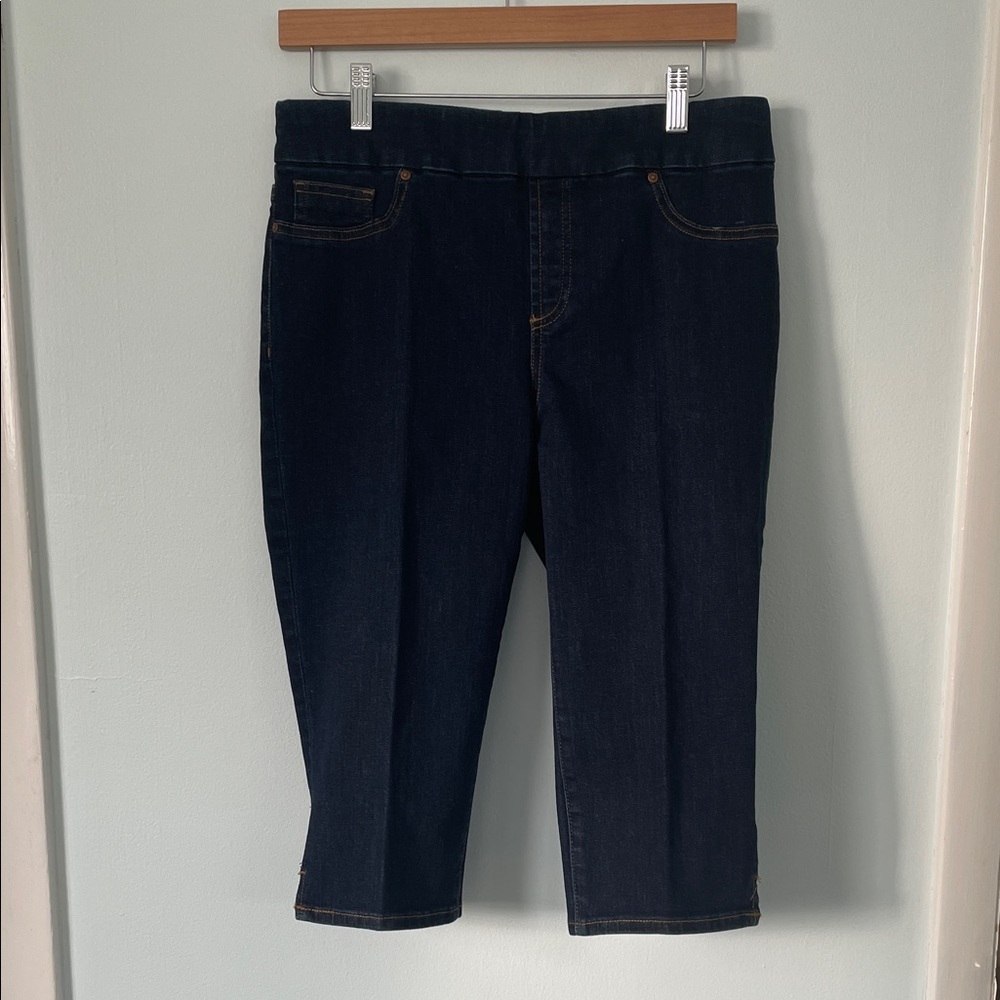Chicos Pull On Capri Navy Pedal Pusher Jeans Chicos size 0
